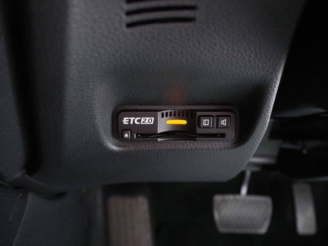 HONDA INSIGHT SEDAN 2019 Image 31