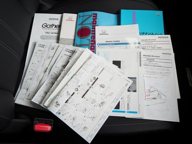 HONDA INSIGHT SEDAN 2019 Image 31
