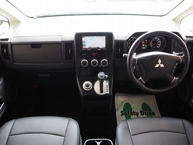 MITSUBISHI DELICA D:5 4WD 2016 Image 31