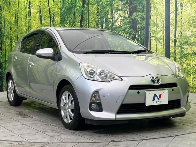 TOYOTA AQUA 2013 Image 31