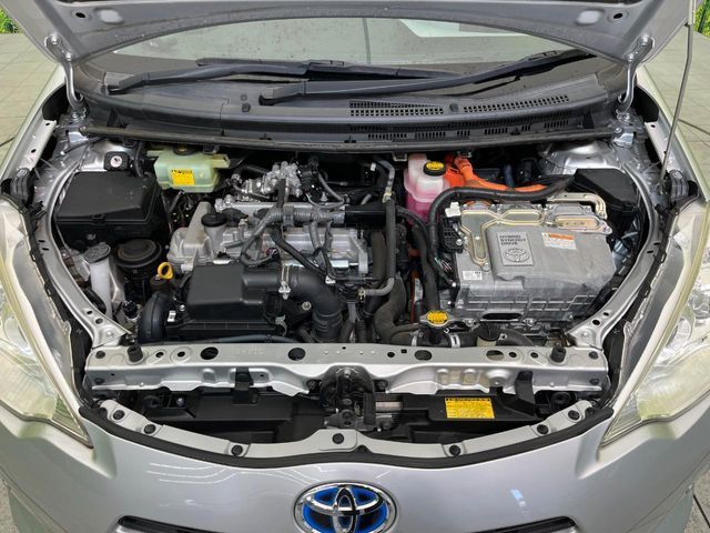 TOYOTA AQUA 2013 Image 31