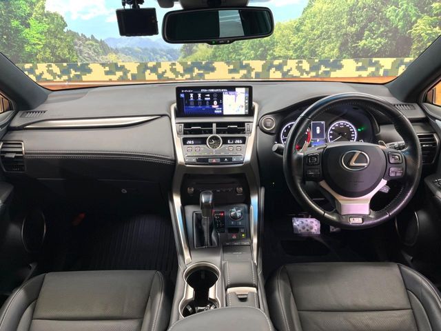 TOYOTA LEXUS NX300 AWD 2019 Image 31