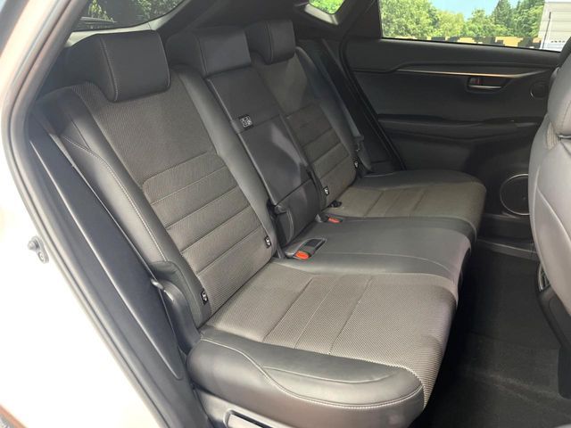 TOYOTA LEXUS NX300 AWD 2019 Image 31