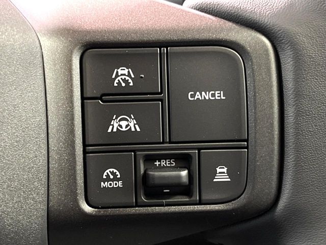 TOYOTA RAV4 HYBRID 4WD 2026 Image 31