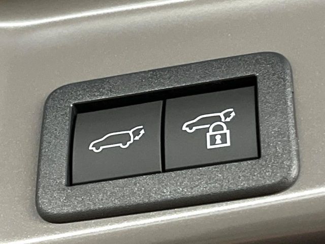 TOYOTA RAV4 HYBRID 4WD 2026 Image 31