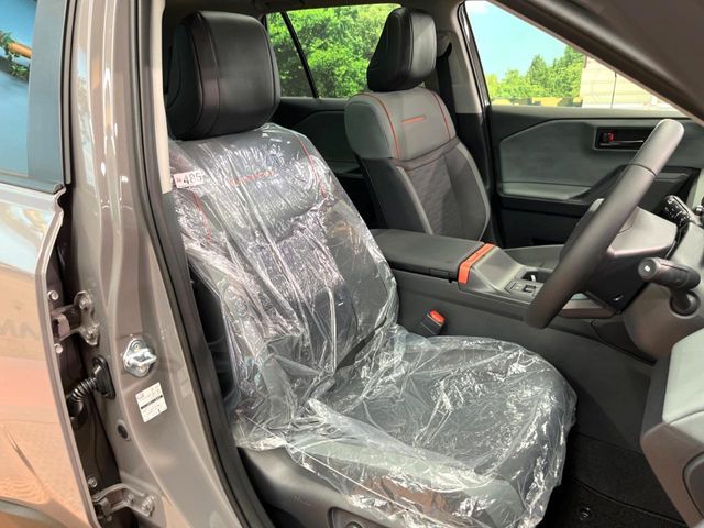 TOYOTA RAV4 HYBRID 4WD 2026 Image 31