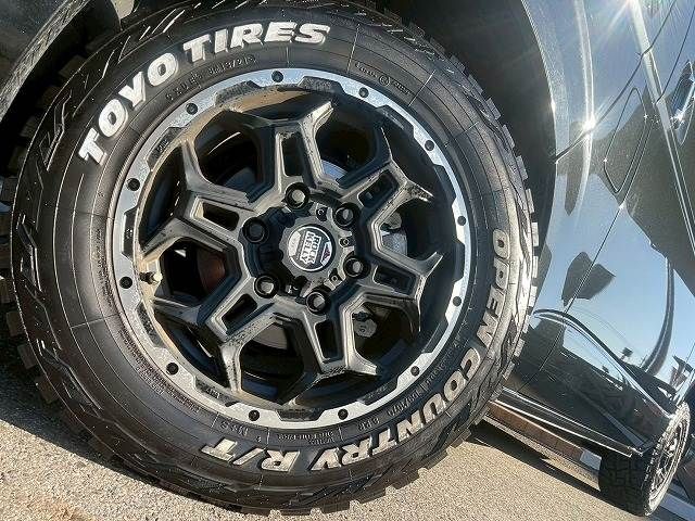 TOYOTA HIACE WAGON 4WD 2022 Image 31