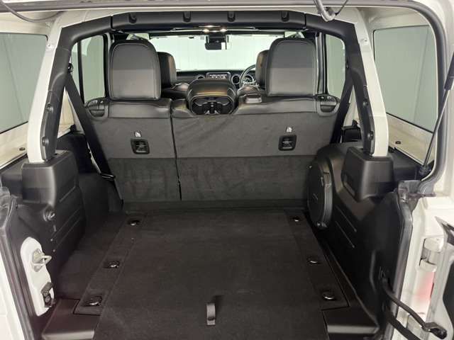 JEEP WRANGLER UNLIMI 2023 Image 31