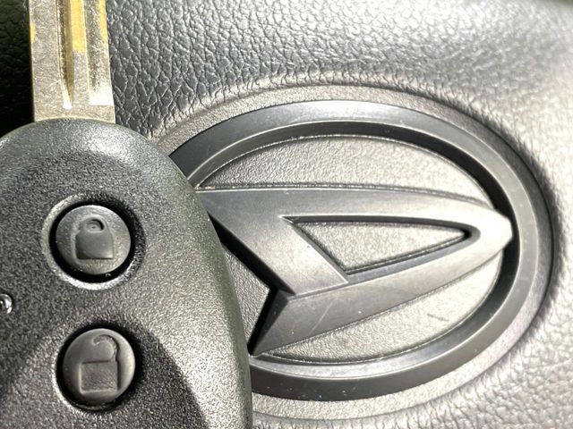 DAIHATSU MIRA E:S 2019 Image 31