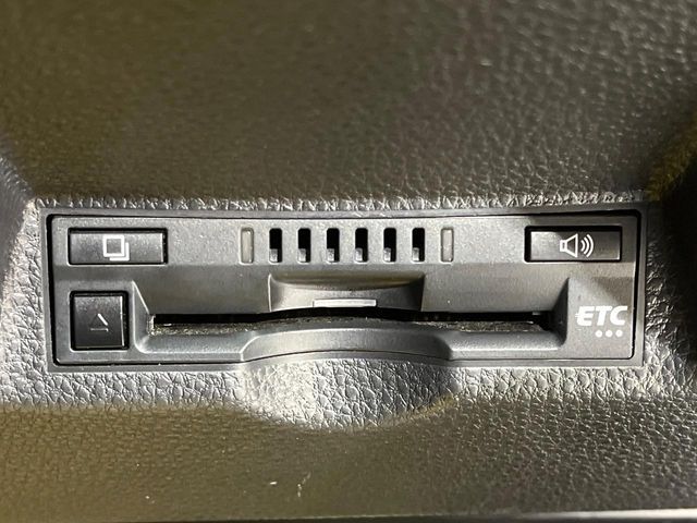 TOYOTA YARIS 2020 Image 31