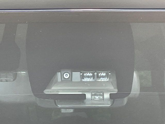 TOYOTA VOXY HYBRID 2021 Image 31