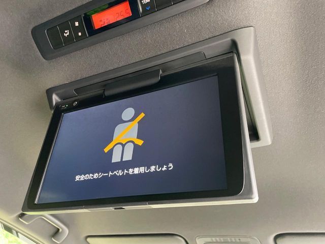 TOYOTA VOXY HYBRID 2021 Image 31