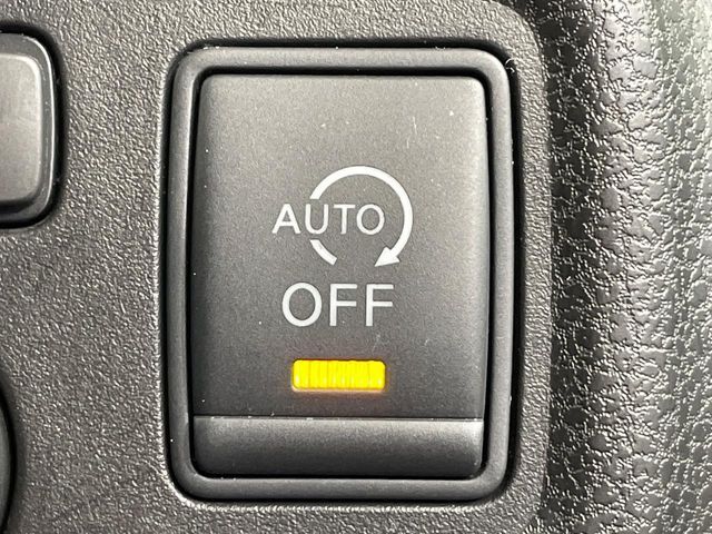 NISSAN NOTE 2013 Image 31