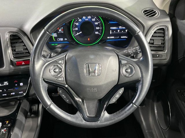 HONDA VEZEL HYBRID 2015 Image 31