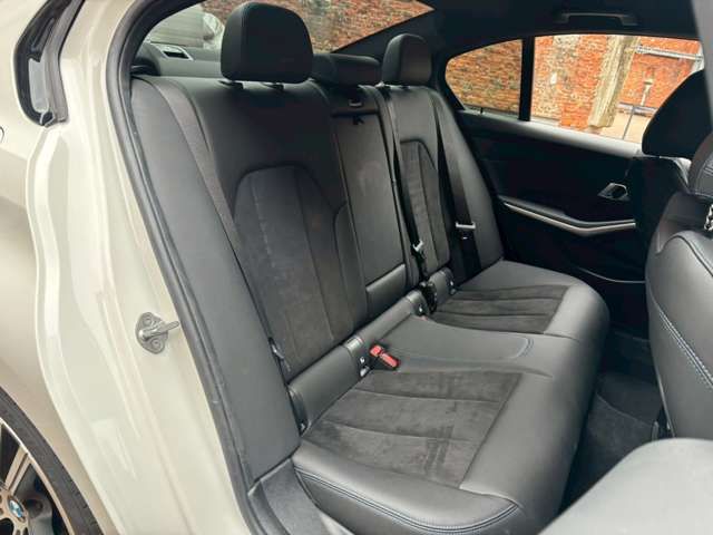 BMW 3SERIES SEDAN 2024 Image 31