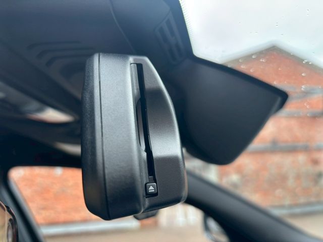 BMW 3SERIES SEDAN 2024 Image 31