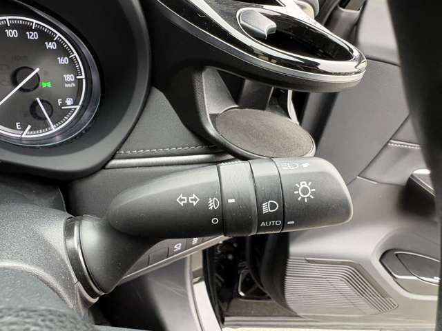 TOYOTA HARRIER 2WD 2021 Image 31