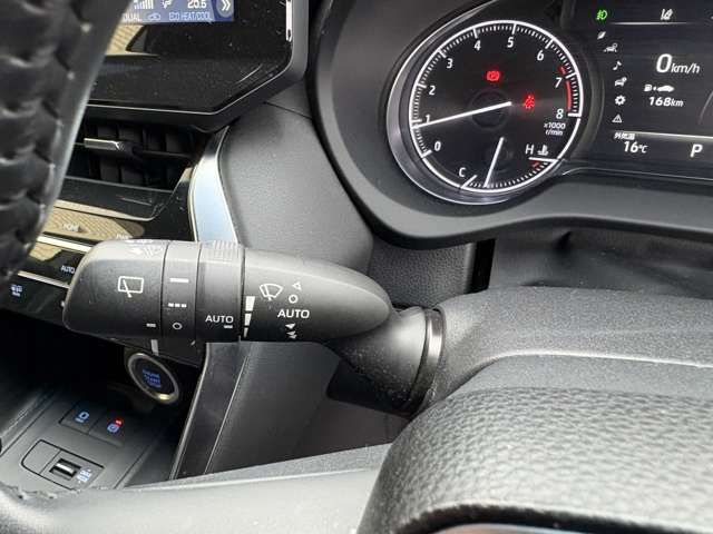 TOYOTA HARRIER 2WD 2021 Image 31