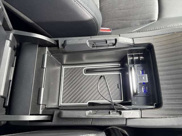 TOYOTA HARRIER 2WD 2021 Image 31