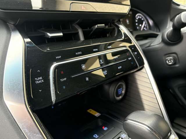 TOYOTA HARRIER 2WD 2021 Image 31