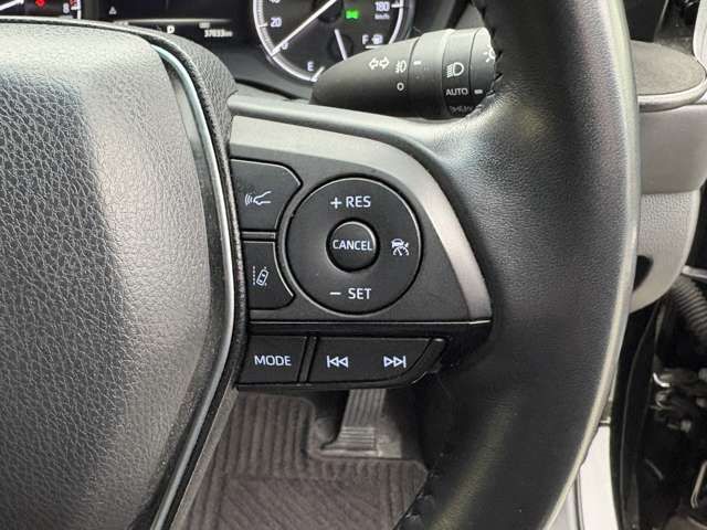 TOYOTA HARRIER 2WD 2021 Image 31