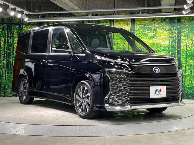 TOYOTA VOXY HYBRID 2023 Image 31