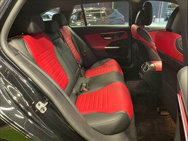 MERCEDES BENZ C CLAS 2023 Image 31