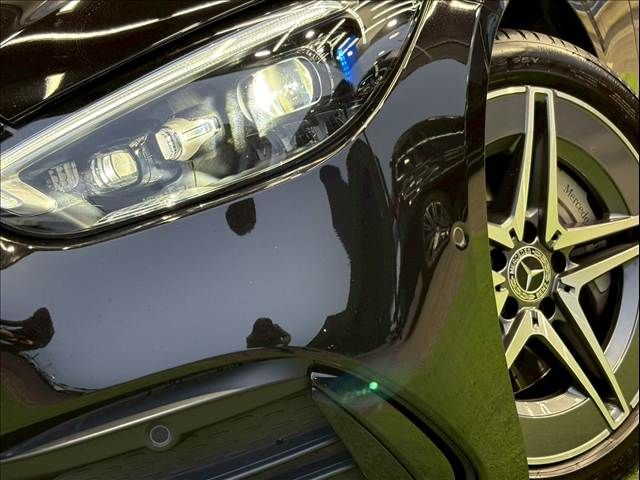 MERCEDES BENZ C CLAS 2023 Image 31