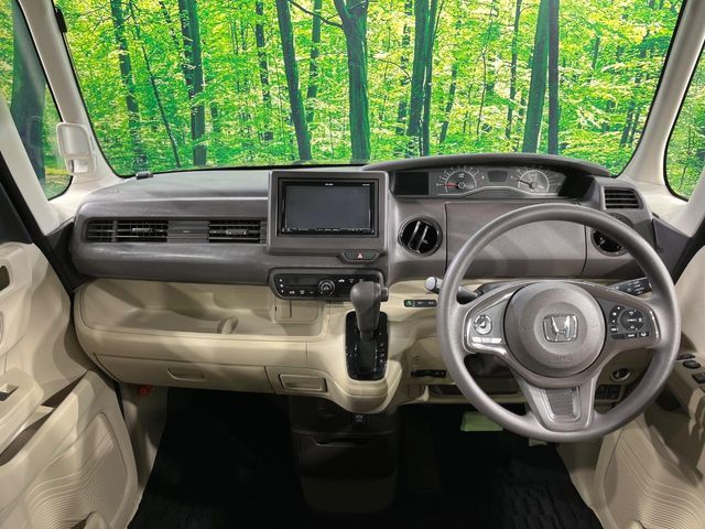 HONDA N BOX 2018 Image 31