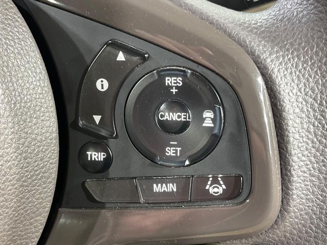 HONDA N BOX 2018 Image 31