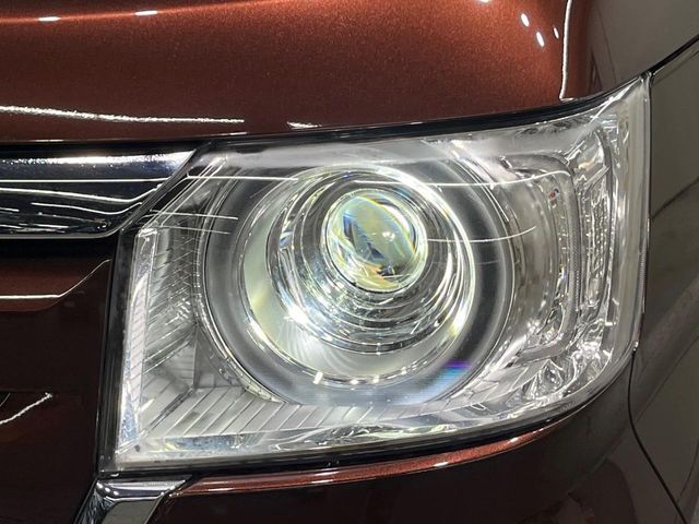 HONDA N BOX 2018 Image 31