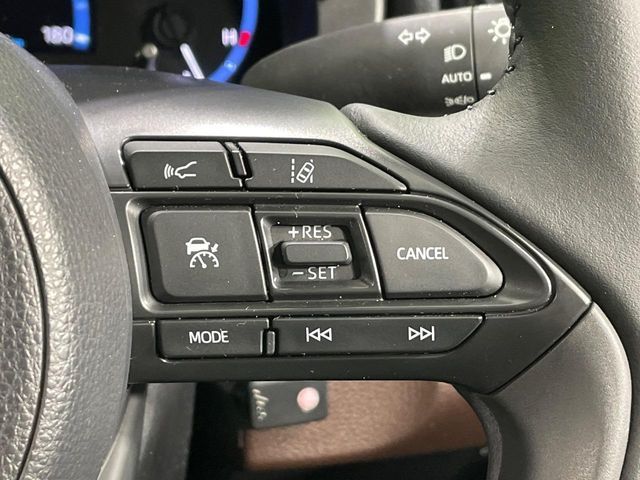 TOYOTA YARIS CROSS HYBRID 2021 Image 31