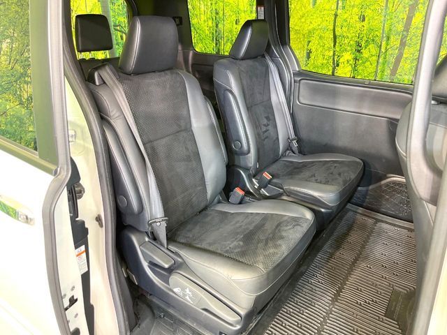 TOYOTA VOXY HYBRID 2021 Image 31