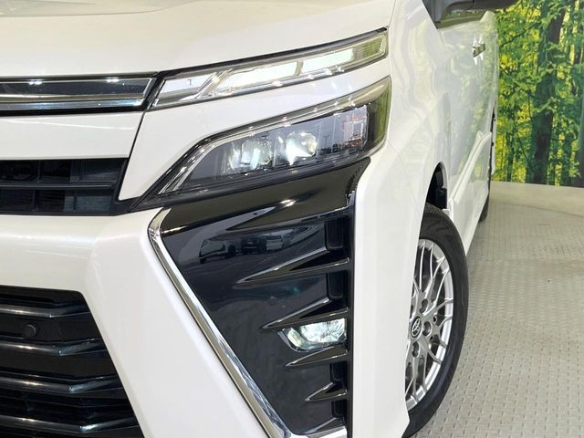 TOYOTA VOXY HYBRID 2021 Image 31