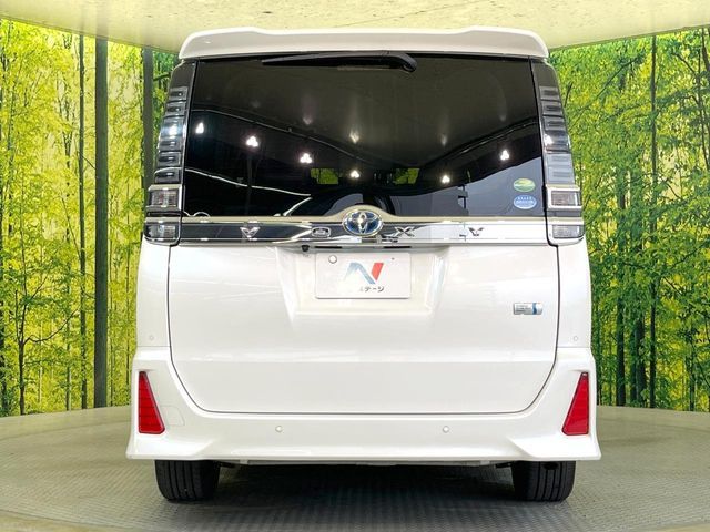 TOYOTA VOXY HYBRID 2021 Image 31