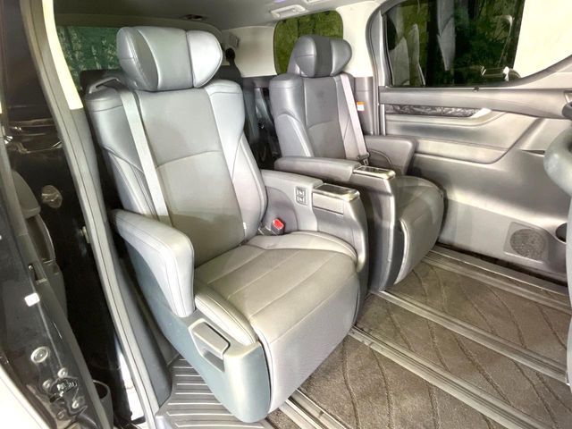 TOYOTA ALPHARD 2023 Image 31
