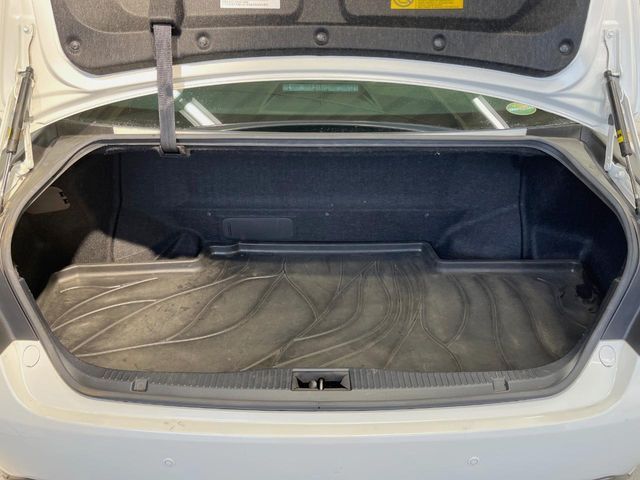 TOYOTA CROWN SEDAN HYBRID 2015 Image 31