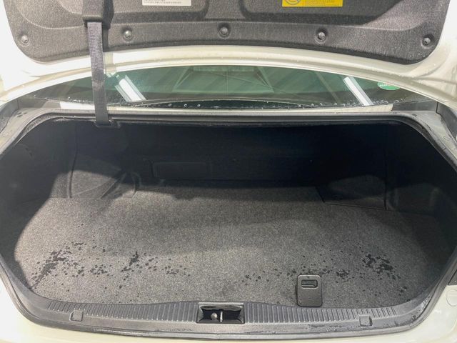 TOYOTA CROWN SEDAN HYBRID 2013 Image 31