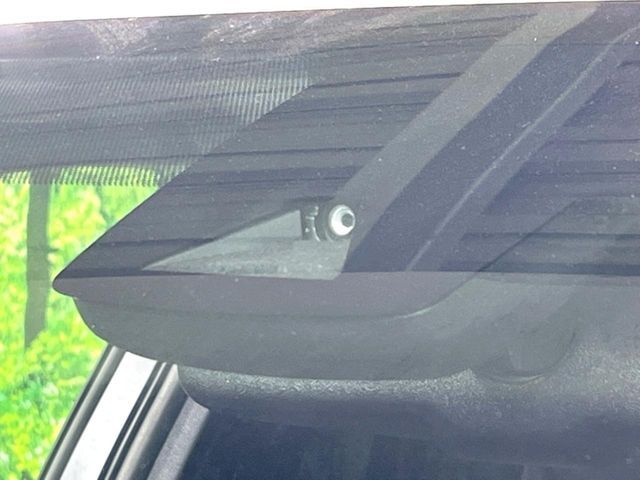 TOYOTA PRIUS 2017 Image 31