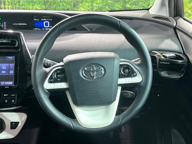 TOYOTA PRIUS 2017 Image 31