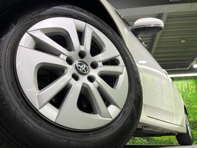 TOYOTA PRIUS 2017 Image 31