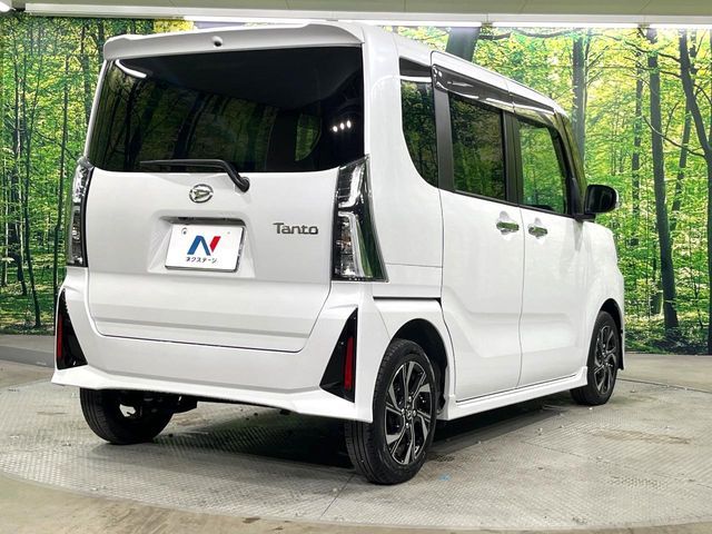 DAIHATSU TANTO CUSTOM 2023 Image 31