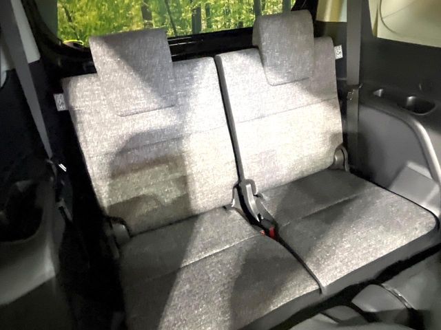 TOYOTA SIENTA HYBRID 2023 Image 31