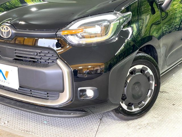 TOYOTA SIENTA HYBRID 2023 Image 31