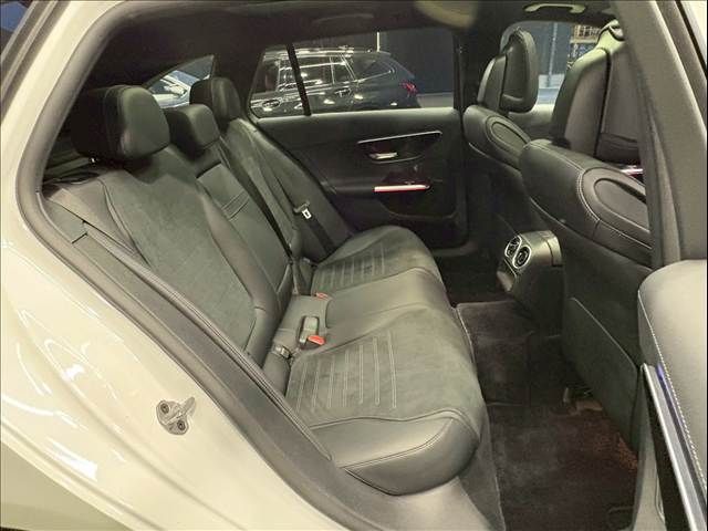 MERCEDES BENZ C CLAS 2022 Image 31