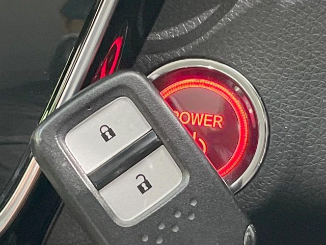 HONDA VEZEL HYBRID 2018 Image 31