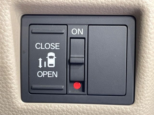 HONDA N BOX 2019 Image 31