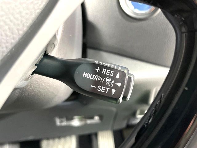 TOYOTA C-HR 2018 Image 31