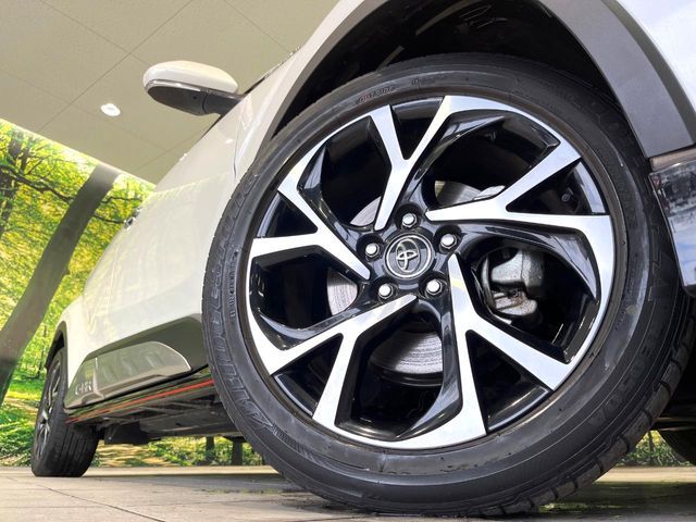 TOYOTA C-HR 2018 Image 31