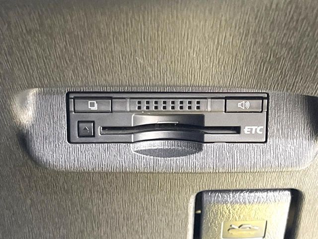 TOYOTA PRIUS 2012 Image 31